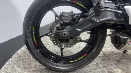 Kawasaki Z650 2017 29K NEW MOT SERVICED A2 BIKE 650CC NAKED TWIN SPORTS EXHAUST 24