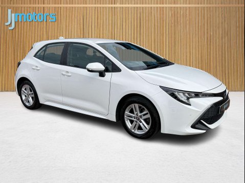 Toyota Corolla 1.8 VVT-h GPF Icon Tech Hatchback 5dr Petrol Hybrid CVT Euro 6 (s/s) (122 p 4