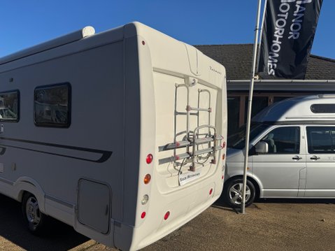 Autocruise Oakmont ISLAND BEDROOM, 4 BERTH COACH BUILT 3