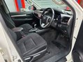 Toyota Hilux INVINCIBLE 4WD D-4D DCB AUTO 12
