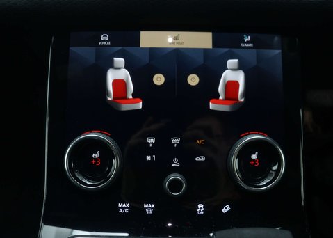 Land Rover Range Rover Velar 2.0 Range Rover Velar SE PHEV Auto 4WD 5dr 33