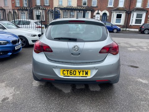 Vauxhall Astra 1.6 16v Elite Auto Euro 5 5dr 4