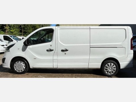 Vauxhall Vivaro 1.6 CDTi 2900 Sportive L2 H1 Euro 5 5dr 18