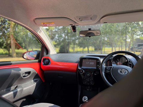 Toyota Aygo 1.0 Aygo X-Pression VVT-i 3dr 10