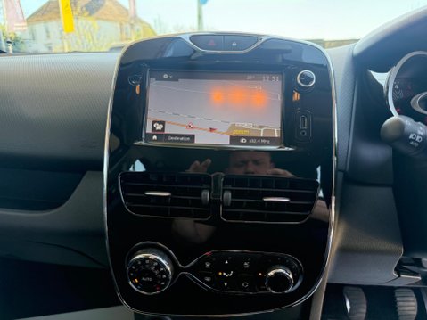 Renault Clio 1.5 dCi Dynamique S Nav Euro 6 (s/s) 5dr 29