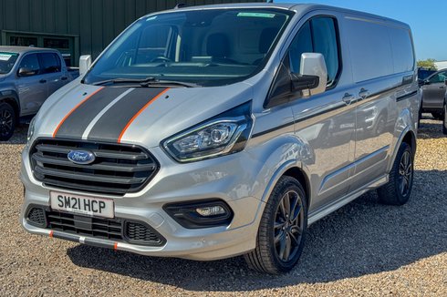 Ford Transit Custom SWB L1H1 Low Roof Sport 290 Air Con Alloys SELECT