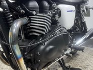 Triumph Bonneville 2014 T100 GREAT CONDITION ONLY 7K ICONIC MODERN CLASSIC 865CC 8