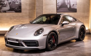 Porsche 911 (992) Carrera GTS 4