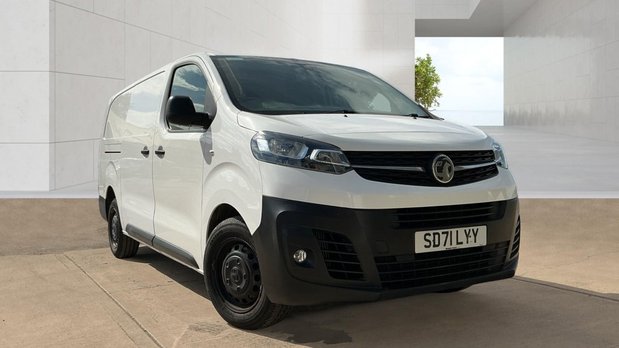 Vauxhall Vivaro LWB L2H1 Low Roof 2900 Air Con Sensors EURO 6 NO VAT 2