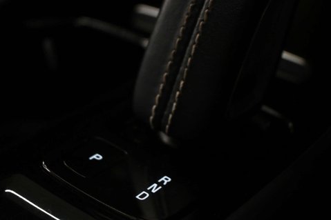 Volvo XC40 1.5 XC40 R-Design Pro T5 Recharge Auto 5dr 38