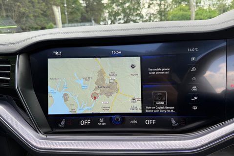 Volkswagen Touareg V6 BLACK EDITION TSI - DEMO +1 OWNER - FULL VW SERVICE HISTORY 37