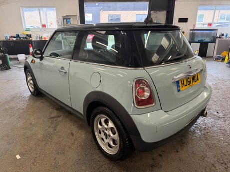Mini Hatch 2.0 Cooper D Auto Euro 5 3dr 3