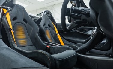 McLaren 765LT Spider 19