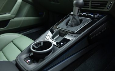 Porsche 911 GT3 TOURING (992.2) 26