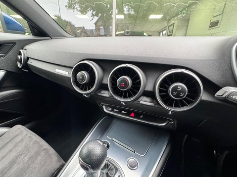 Audi TT TFSI S LINE 22