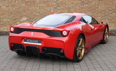 Ferrari 458 Speciale 7