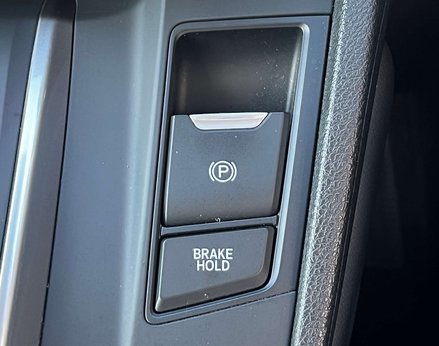 Honda CR-V 2.0 CR-V SR i-MMD CVT 4WD 5dr 62