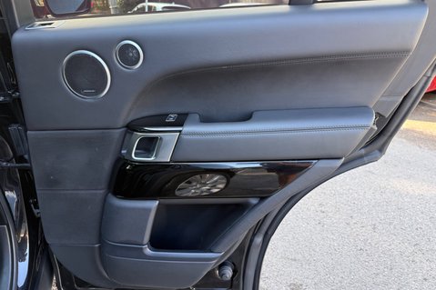 Land Rover Range Rover TDV6 VOGUE SE - PARALLEL PARK ASSIST -LANE ASSIST - PAN ROOF 35