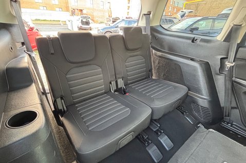 Ford Galaxy TITANIUM 1.5T !! LOOK !! 7 SEATS !! 10 SERVICES! 1 FORMER KEEPER! 11