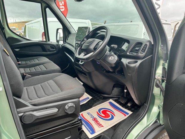 Iveco Daily 2.3 35S16A8 Business Dropside 3750 WB Hi-Matic 12