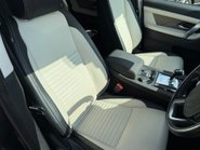 Land Rover Discovery Sport 1.5 P300e 12.2kWh R-Dynamic S 5dr Petrol Plug-in Hybrid 4WD Euro 6 (309 ps) 25