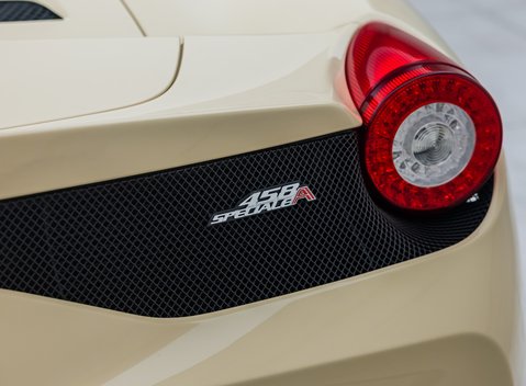 Ferrari 458 Speciale Aperta 48