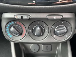 Vauxhall Corsa 1.4 Corsa Griffin 3dr 38