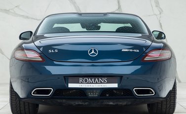 Mercedes-Benz SLS AMG 6
