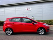 Ford Fiesta 1.0T EcoBoost Zetec Euro 5 (s/s) 5dr 2