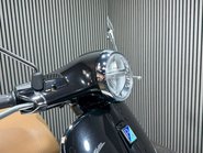 Piaggio Vespa Primavera 2021 ONLY 612 MILES NEW MOT SERVICED 50CC AUTO 30
