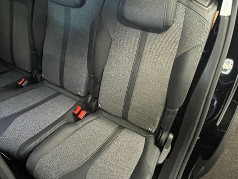 Peugeot 5008 1.2 5008 Allure PureTech S/S Auto 5dr 38