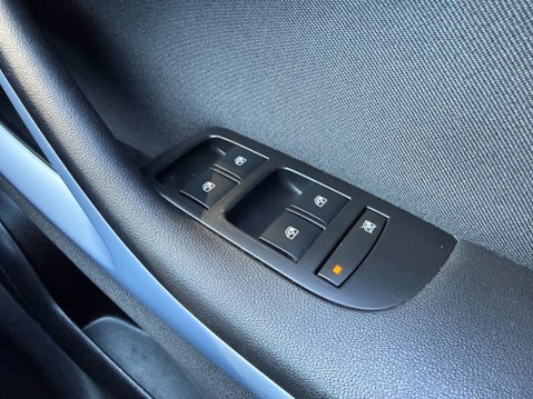 Vauxhall Zafira EXCLUSIV 22
