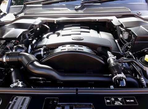 Land Rover Discovery 3.0 SDV6 14