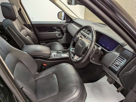 Land Rover Range Rover 3.0 Range Rover Vogue SDV6 Auto 4WD 5dr 24