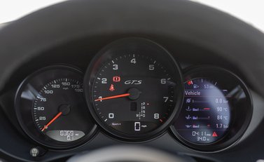 Porsche 718 Cayman GTS 17