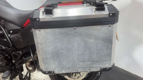 BMW F800 2014 ONLY 23K FULL ALLOY LUGGAGE NEW MOT SERVICED 800CC 14