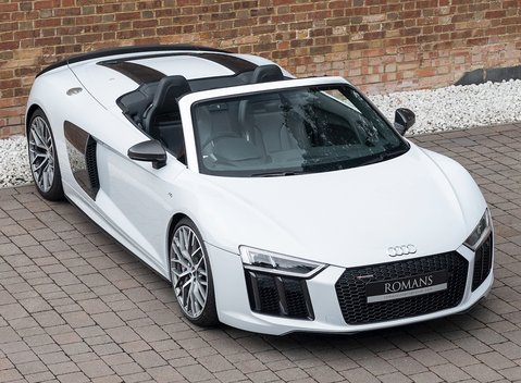 Audi R8 V10 Plus Spyder 8