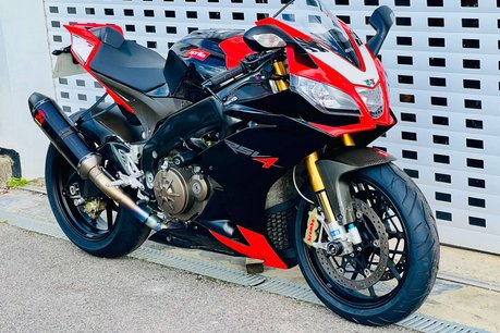 Aprilia RSV RSV 4 Factory 4