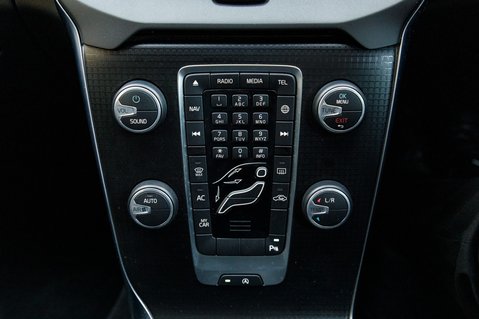 Volvo V40 D2 R-DESIGN EDITION 32