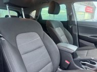 Hyundai TUCSON GDI SE NAV 8