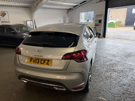 Citroen DS4 2.0 HDi DStyle Hatchback 5dr Diesel Manual Euro 5 (160 ps) 3