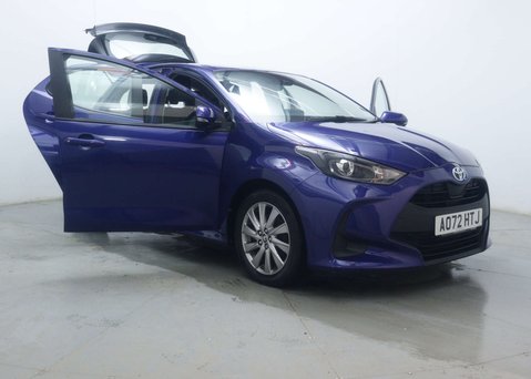Toyota Yaris 1.5 Yaris Icon HEV CVT 5dr 49