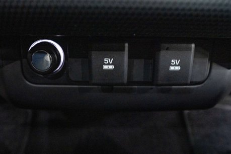 Land Rover Range Rover Sport 3.0 Range Rover Sport HSE Dynamic SDV6 Auto 4WD 5dr 37