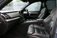 Volvo XC90 2.0 XC90 R-Design B5 MHEV AWD Auto 4WD 5dr 42