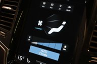 Volvo XC90 2.0 XC90 R-Design Pro B5 MHEV AWD Auto 4WD 5dr 38