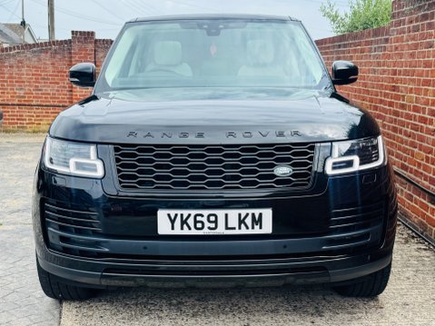 Land Rover Range Rover 3.0 SD V6 Vogue SUV 5dr Diesel Auto 4WD Euro 6 (s/s) (275 ps) 2