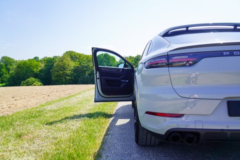 Porsche Cayenne COUPE TURBO 7
