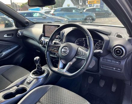 Nissan Juke 1.0 Juke N-Connecta DiG-T 5dr 18