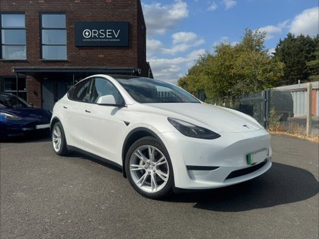 Tesla Model Y LONG RANGE AWD GROK AI Pano Roof Adaptive LEDs Black Interior