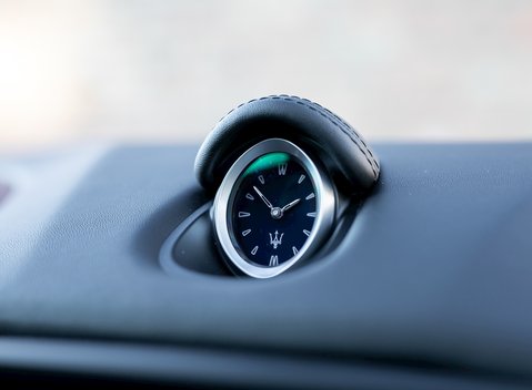 Maserati Ghibli GranLusso 18